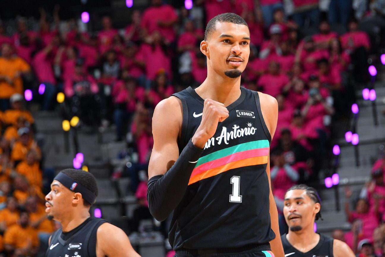 文班亚马季后赛首战35分，他究竟打破了哪些马刺历史纪录？